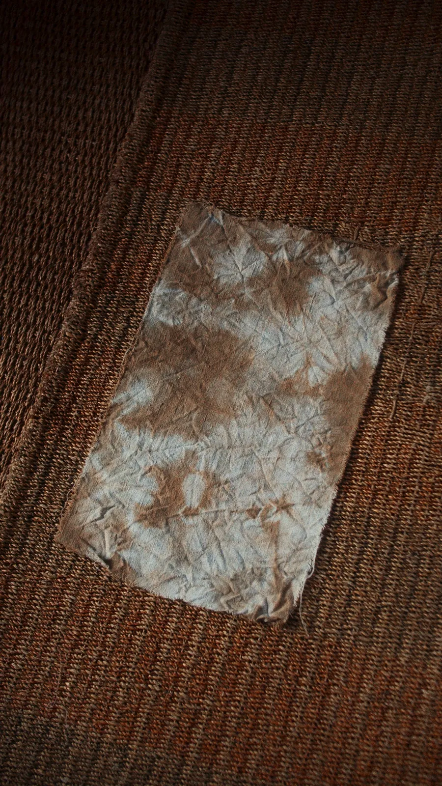 27x44